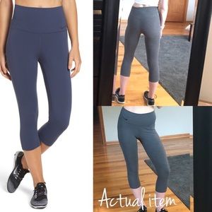 Nike Legend 2.0 Poly Hi-Rise Capri, S — LIKE NEW